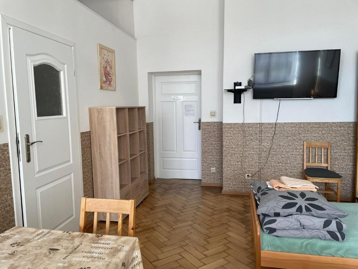 Agroturystyka Pod Wieza Chojna Esterno foto